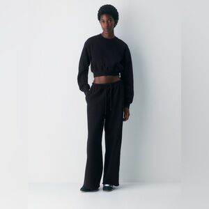 Aritzia Cozy Sweatfleece Mega Flutter™ Sweatpant